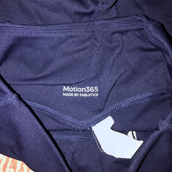 Fabletics Leggings! - Picture 6 of 7